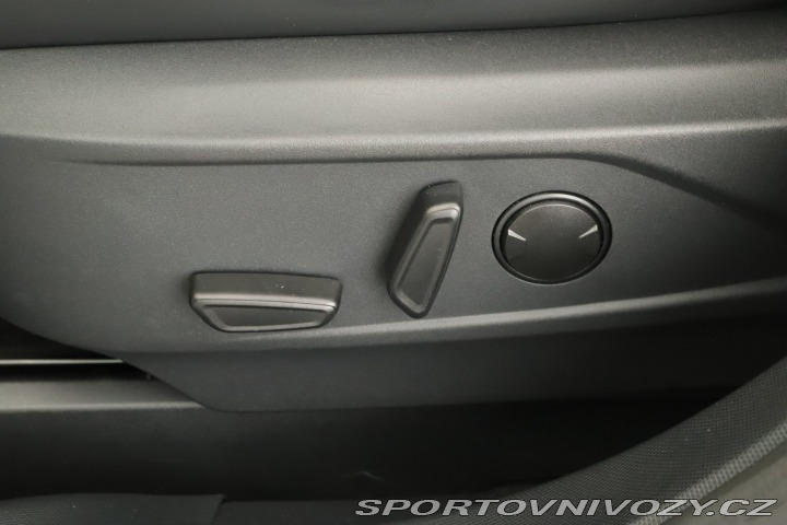 Ford Mustang Mach-E Standard Range RW 2022
