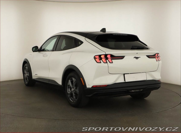 Ford Mustang Mach-E Standard Range RWD 2022