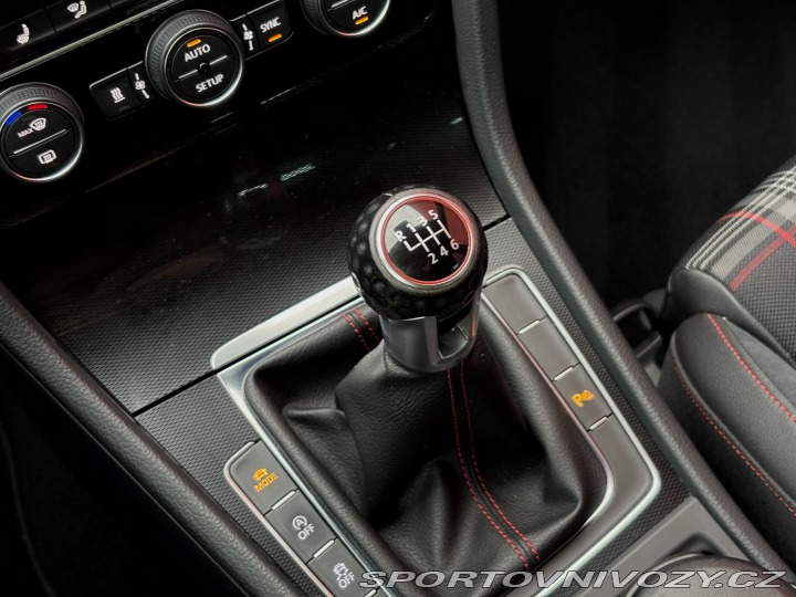 Volkswagen Golf 2013
