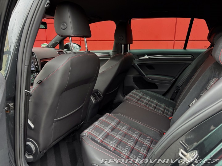 Volkswagen Golf 2013
