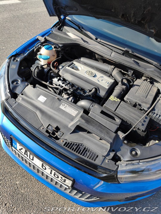 Volkswagen Scirocco 2011