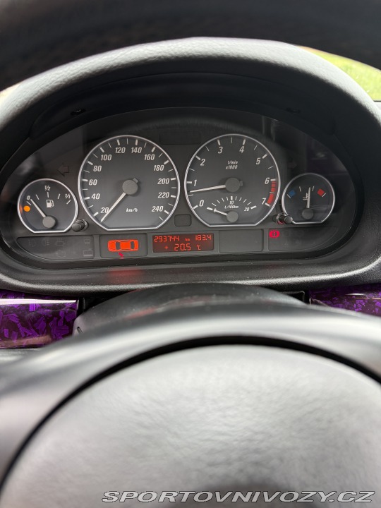 BMW 3  2001