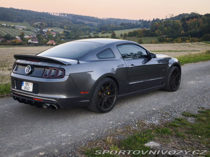 Ford Mustang  2014