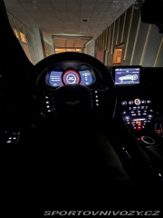 Aston Martin DB11  2019