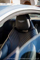 Aston Martin DB11  2019