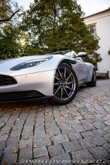 Aston Martin DB11  2019