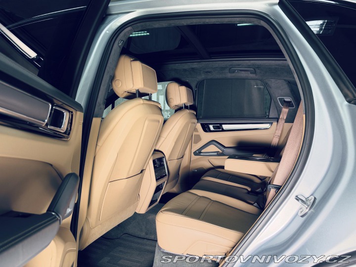 Porsche Cayenne TURBO.S ZÁRUKA.27 VZDUCH 2020