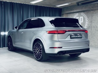 Porsche Cayenne TURBO.S ZÁRUKA.27 VZDUCH 2020