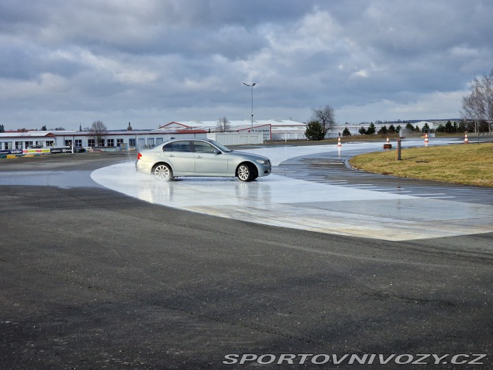 BMW 3 325i E90 2005