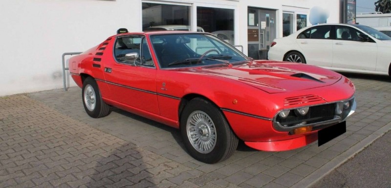 Alfa Romeo Montreal 