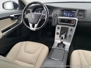 Volvo V60 Momentum T6 AWD 2017