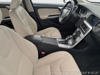 Volvo V60 Momentum T6 AWD 2017