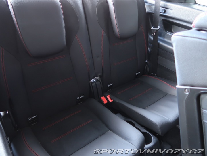 Mercedes-Benz Ostatní modely GLB AMG line GLB 250 4MATIC 2025