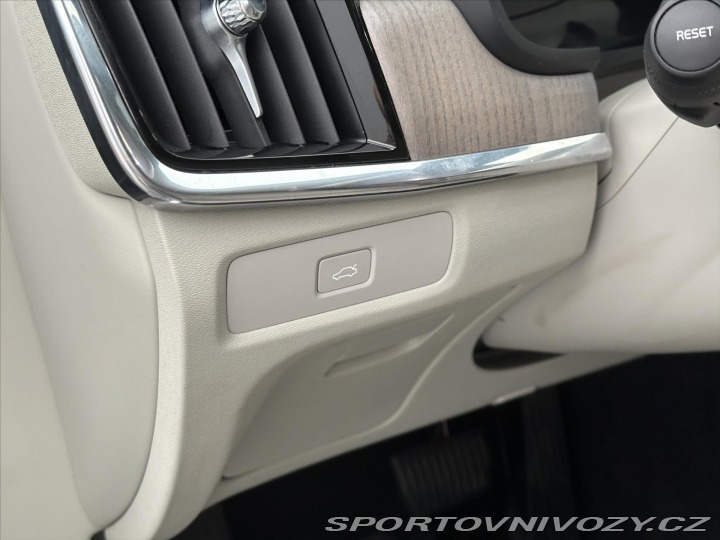 Volvo S90 2,0 B5 184kW CZ DPH 2023
