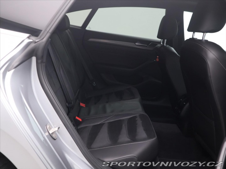 Volkswagen Arteon 2,0 TDi DSG R-line Pano 2018