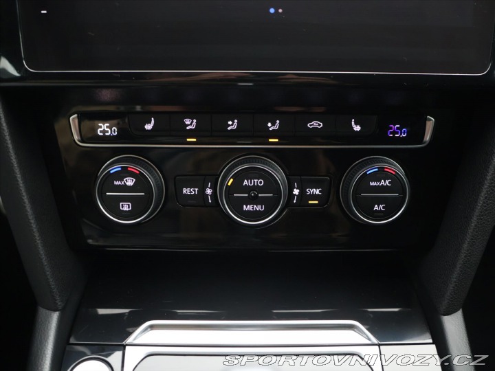 Volkswagen Arteon 2,0 TDi DSG R-line Pano 2018