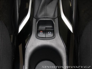 Toyota Corolla 2,0 HEV 135kW TREK 64tkm. 2021