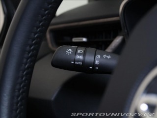 Toyota Corolla 2,0 HEV 135kW TREK 64tkm. 2021