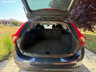 Volvo V60 2,0 D3 120kW (5-válec) 2010