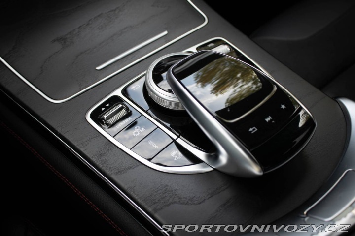 Mercedes-Benz Ostatní modely GLC SUV SUV AMG 43 4MATIC / FINA 2016