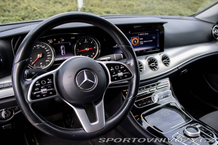 Mercedes-Benz E Kupé 220d 4Matic AMG Lin 2018