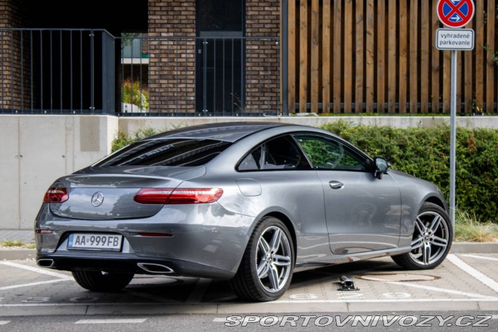 Mercedes-Benz E Kupé 220d 4Matic AMG Lin 2018