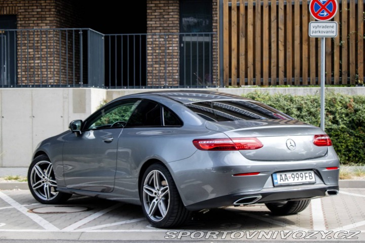 Mercedes-Benz E Kupé 220d 4Matic AMG Lin 2018
