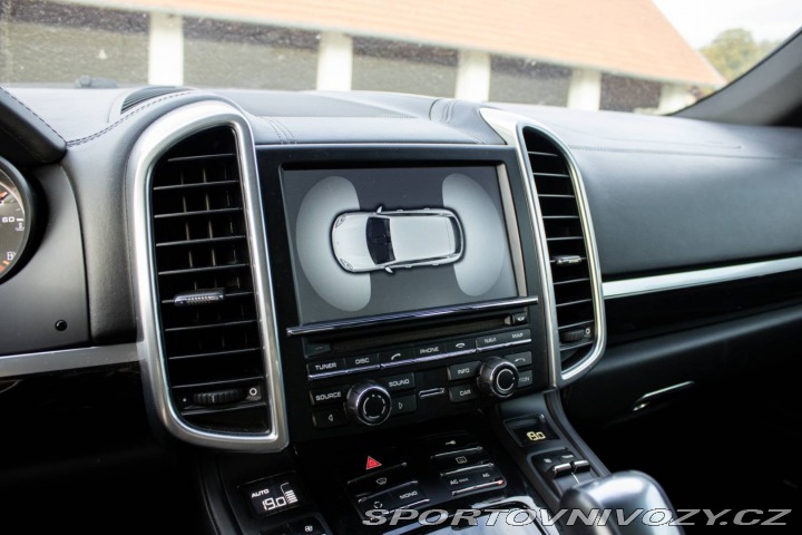 Porsche Cayenne Diesel Tiptronic S / 176 2011
