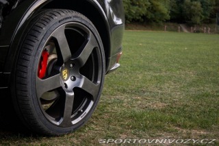 Porsche Cayenne Diesel Tiptronic S / 176 2011