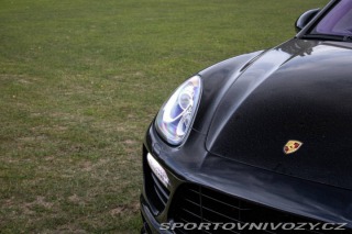 Porsche Cayenne Diesel Tiptronic S / 176 2011