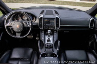 Porsche Cayenne Diesel Tiptronic S / 176 2011