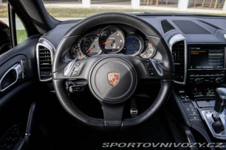Porsche Cayenne Diesel Tiptronic S / 176 2011