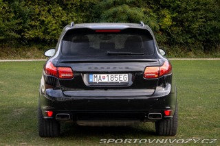 Porsche Cayenne Diesel Tiptronic S / 176 2011