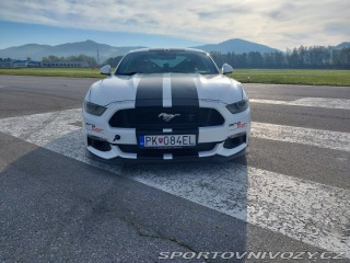 Ford Mustang GT V8 2016