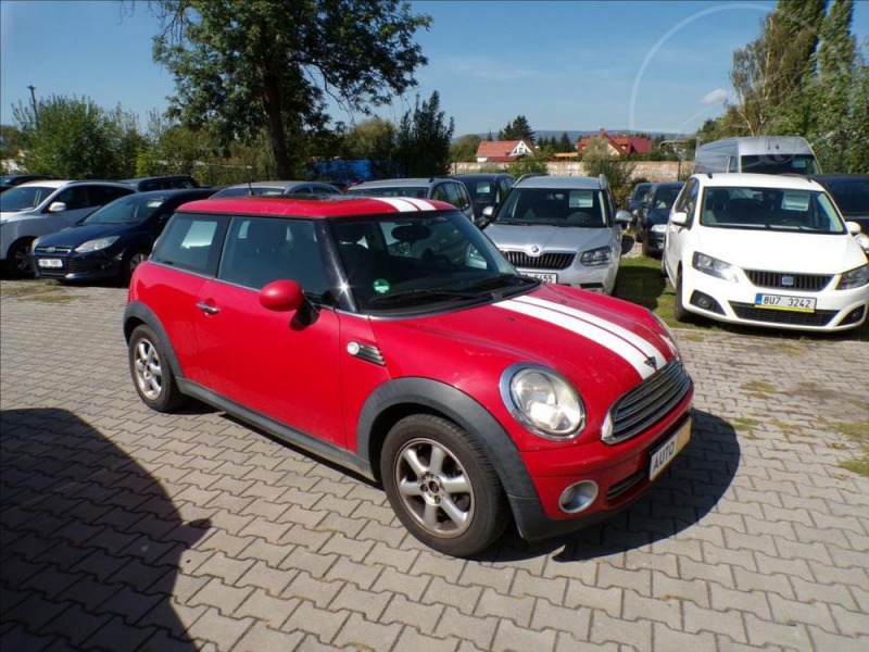 Mini One 1,4 i KLIMATIZACE