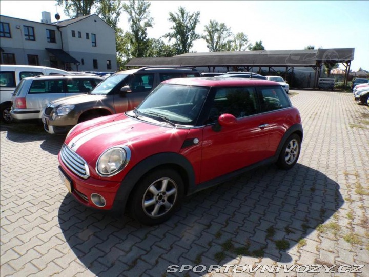 Mini One 1,4 i KLIMATIZACE 2007
