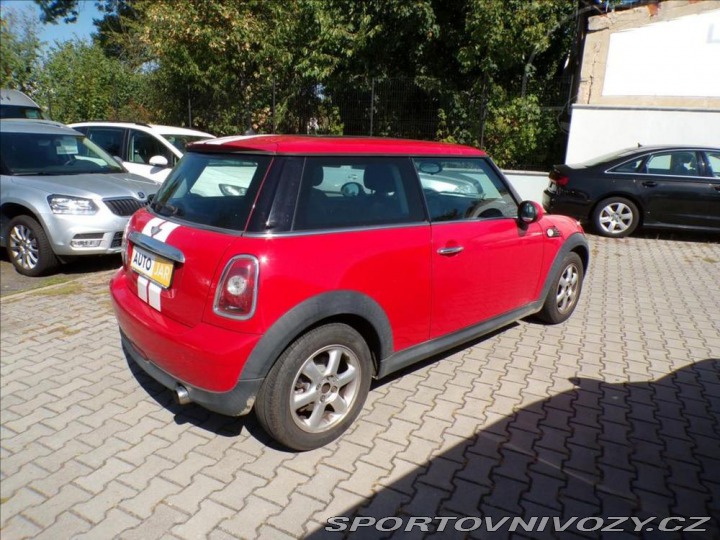 Mini One 1,4 i KLIMATIZACE 2007