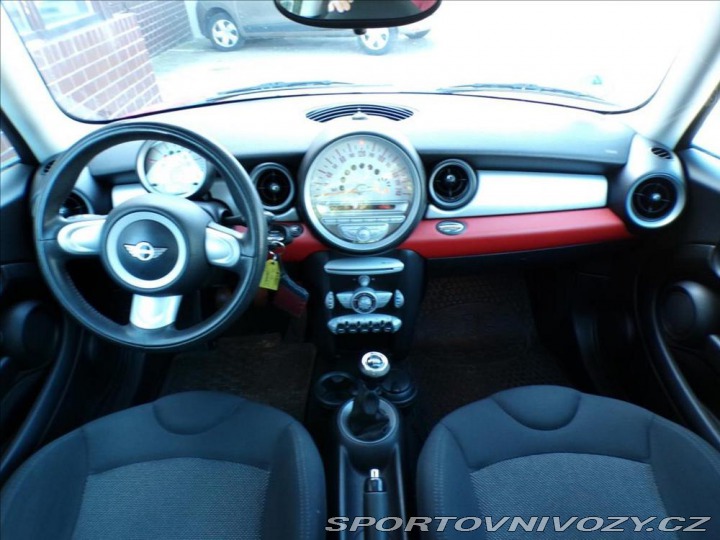 Mini One 1,4 i KLIMATIZACE 2007