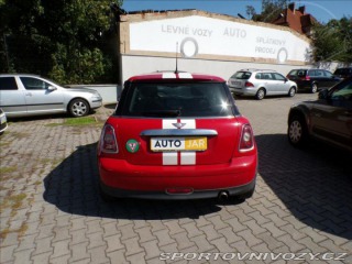 Mini One 1,4 i KLIMATIZACE 2007