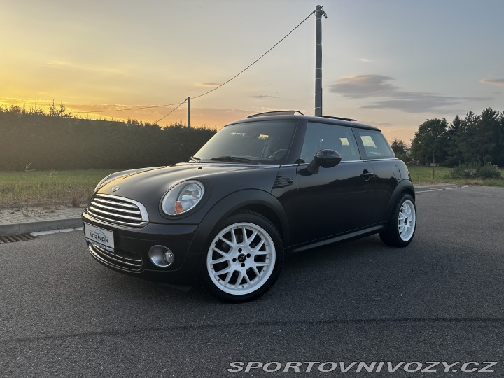 Mini Cooper R56 Mini One 2008