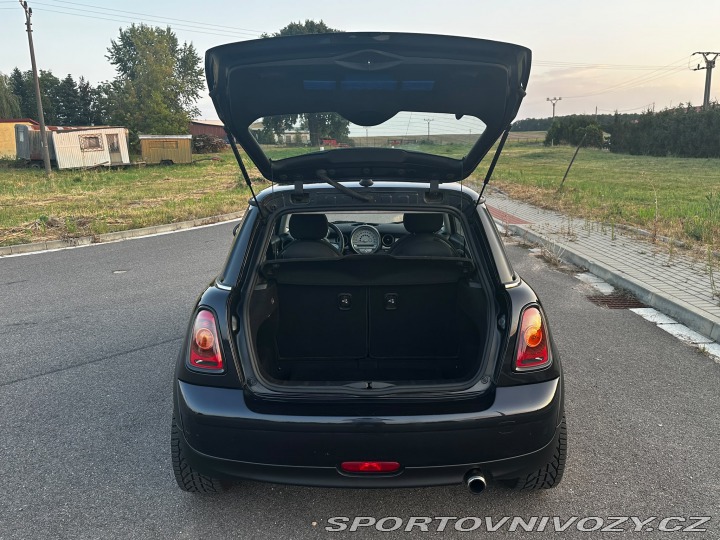 Mini Cooper R56 Mini One 2008