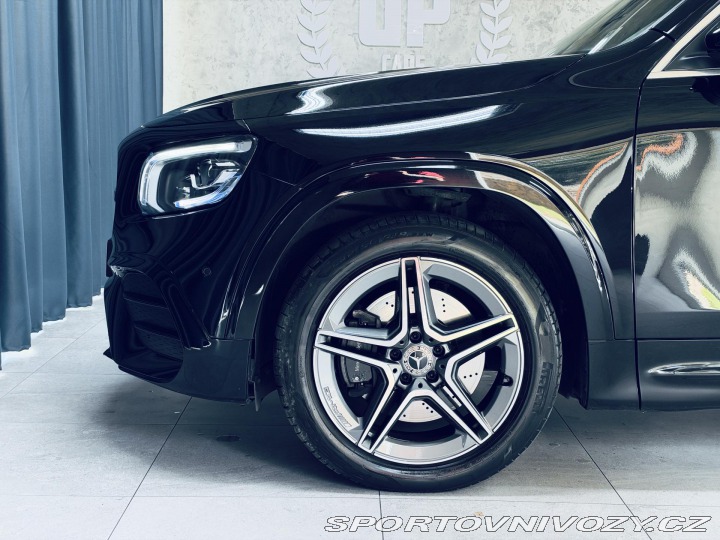 Mercedes-Benz Ostatní modely GLB 220d 4M AMG PANO HUD TAŽN 2020