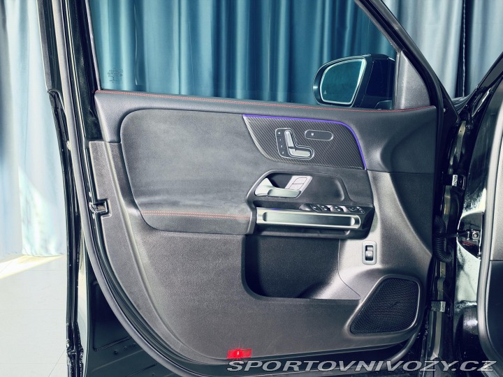Mercedes-Benz Ostatní modely GLB 220d 4M AMG PANO HUD TAŽN 2020