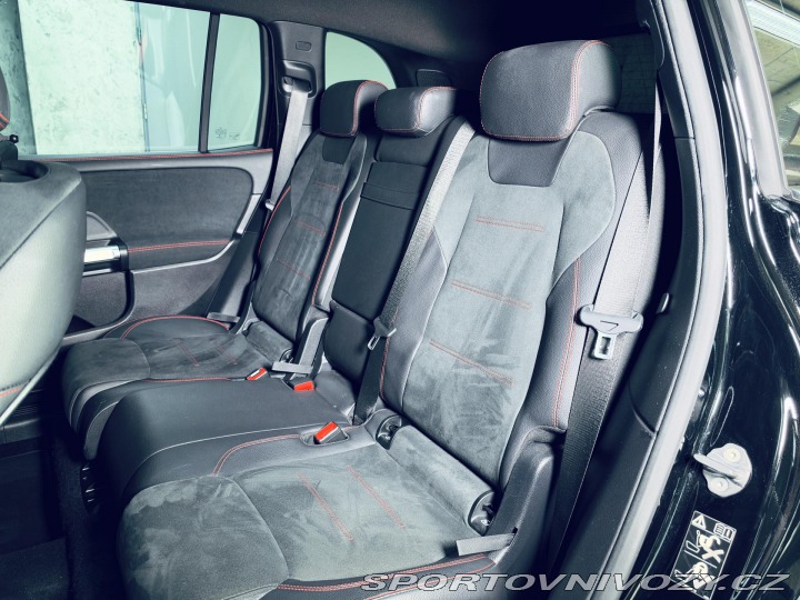 Mercedes-Benz Ostatní modely GLB 220d 4M AMG PANO HUD TAŽN 2020