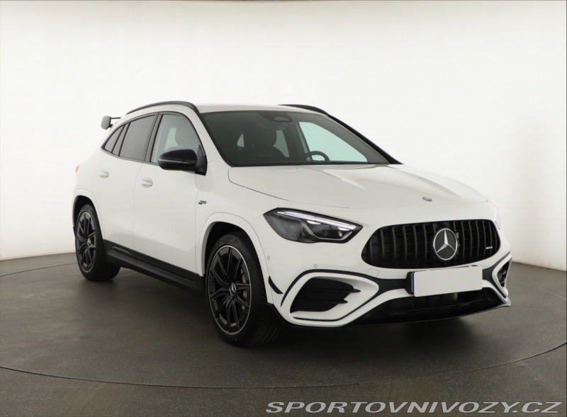 Mercedes-Benz Ostatní modely GLA AMG line GLA 35 AMG 4MATI