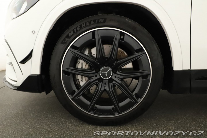 Mercedes-Benz Ostatní modely GLA AMG line GLA 35 AMG 4MATI 2026