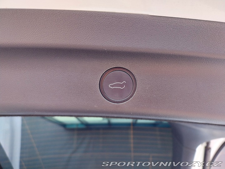 Tesla Model Y Long Range AWD 79kWh 2023