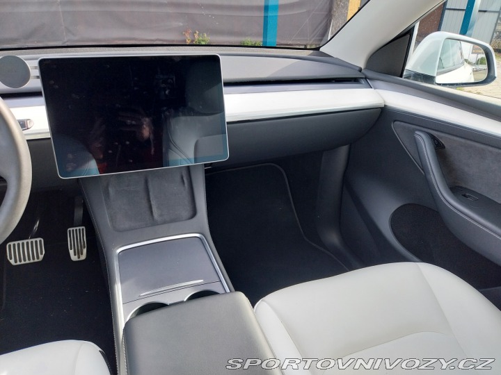 Tesla Model Y Long Range AWD 79kWh 2023