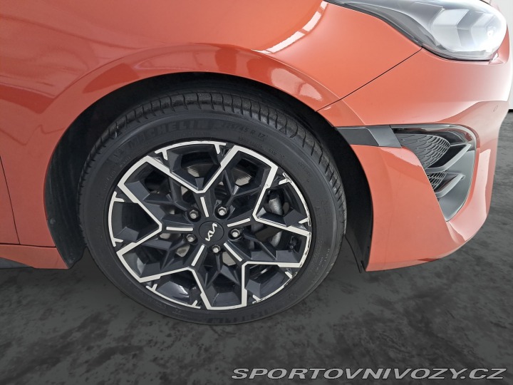 Kia ProCeed GT Line Plus 1.5 T-GDI 2025
