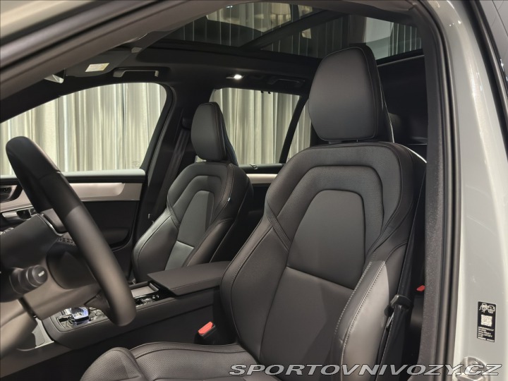 Volvo Ostatní modely XC90 2,0 T8 PHEV Plus Black E 2026